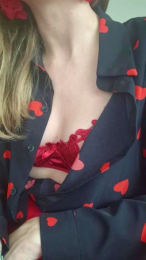 Secretairenue webcam model stream image