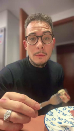 Hastaelimfinito webcam cam4 model stream image