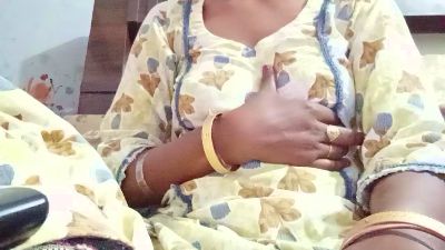 Riya_khan03 webcam cam4 model stream image