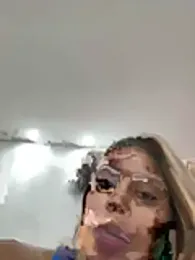 lariic webcam stripchat model stream image