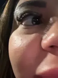 lariic webcam stripchat model stream image