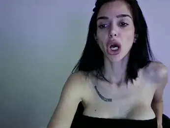 gloriyapg webcam model stream image