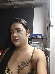FallenLeafPh webcam stripchat model stream image