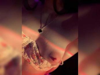 SweetSinners webcam model stream image