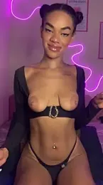 Cammgirlmii webcam model stream image