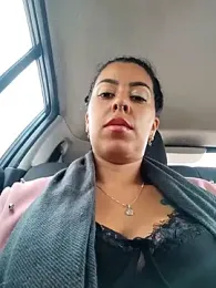 Luianna webcam model stream image