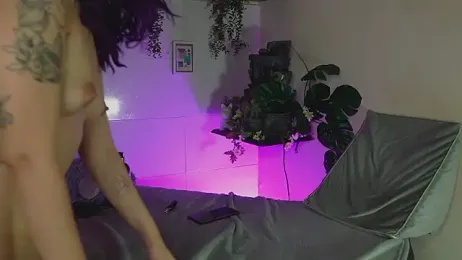 bri_cullen webcam model stream image