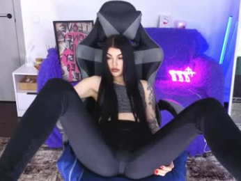 luckyrebel_ webcam model stream image