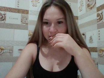 young-1one webcam bongacams model stream image