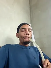 29YOURZ_28_ webcam model stream image