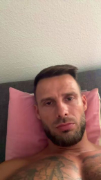 Mikeeeel webcam model stream image