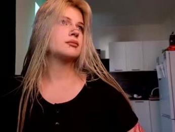 elvenmilk webcam model stream image