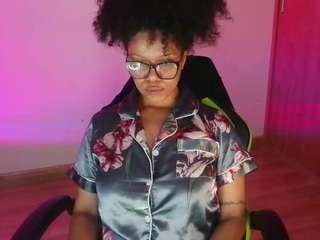 emma-ruiz webcam model stream image
