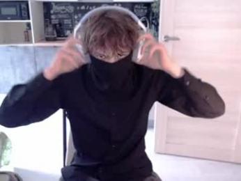 mark_wing webcam model stream image