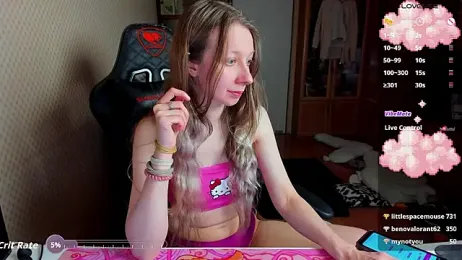 cutieMila webcam model stream image