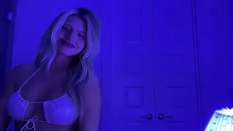Summerclarke webcam stripchat model stream image