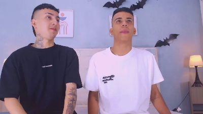 MaxiAndDamian webcam model stream image