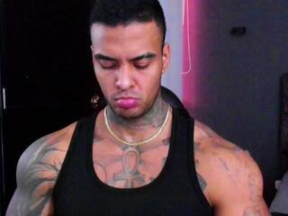 Darius Ions webcam model stream image