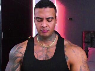 Darius Ions webcam model stream image