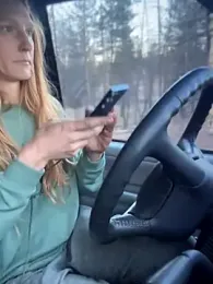 GoldenFlameGoddess webcam model stream image