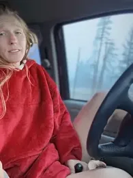 GoldenFlameGoddess webcam model stream image