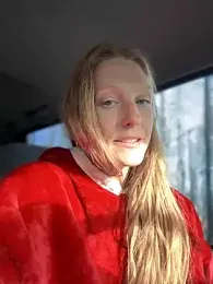 GoldenFlameGoddess webcam model stream image