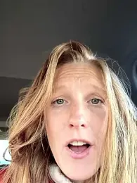 GoldenFlameGoddess webcam model stream image