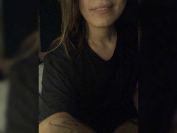 Vlas2ya1 webcam model stream image