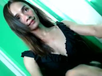 familystroke_twinny8 webcam model stream image