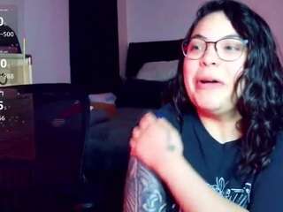 drizzypeach602 webcam model stream image