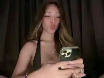 CallMeLerren webcam model stream image