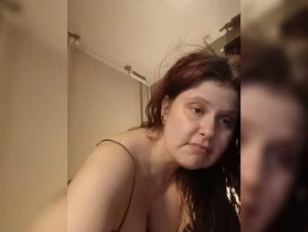 JulietteLatte81 webcam model stream image
