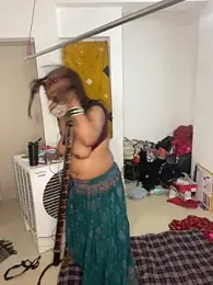 Savita_Desai_BDSM_couple webcam model stream image