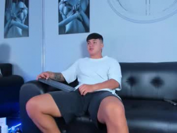 cristopher_strong webcam chaturbate model stream image