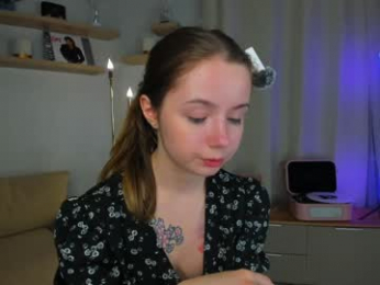 darklycurious webcam model stream image