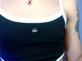 sarahh-sophia webcam model stream image