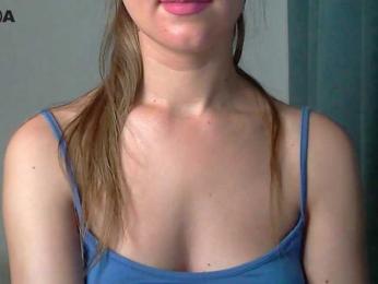 Lolakisss webcam bongacams model stream image