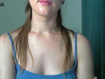 Lolakisss webcam model stream image
