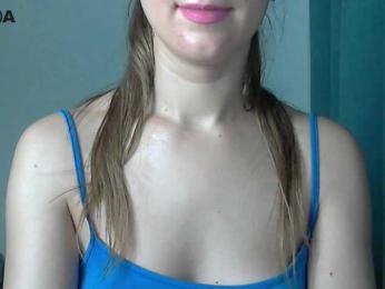 Lolakisss webcam model stream image