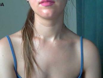 Lolakisss webcam model stream image