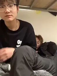 KK-cuteboy webcam model stream image