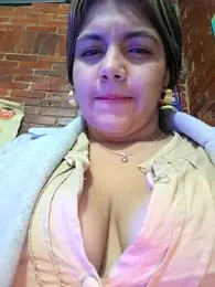Ivy_enjoy webcam model stream image