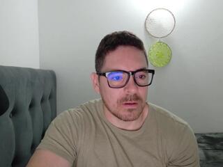 Jacksson Ginger webcam model stream image