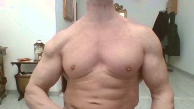 superbody70 webcam model stream image