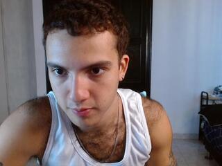 Zack Buttoon webcam model stream image
