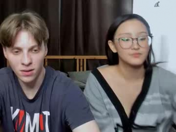 blossomandbee webcam model stream image