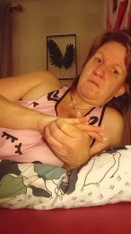 Luluchatte webcam cam4 model stream image