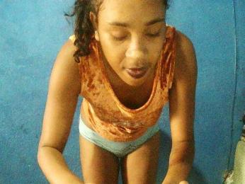 TriciaBella webcam bongacams model stream image