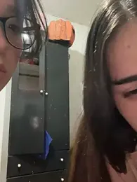 millyalc0ck webcam model stream image