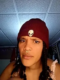 Cataleya-black webcam stripchat model stream image